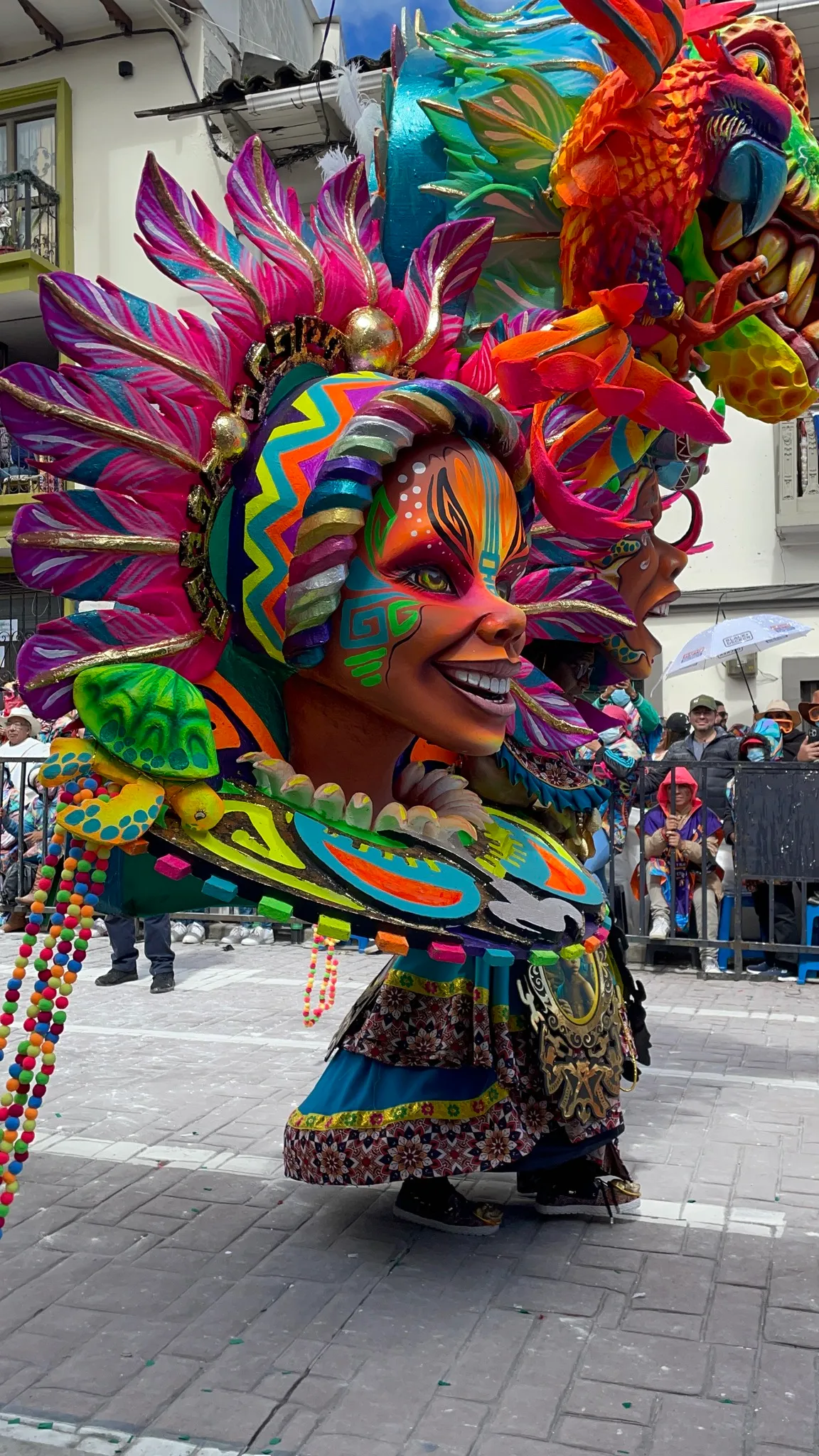 Carrozas imponentes Cierran el Carnaval de Pasto.