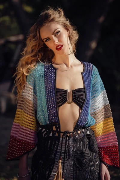 Miguel Becerra Exalta la Moda Ancestral.