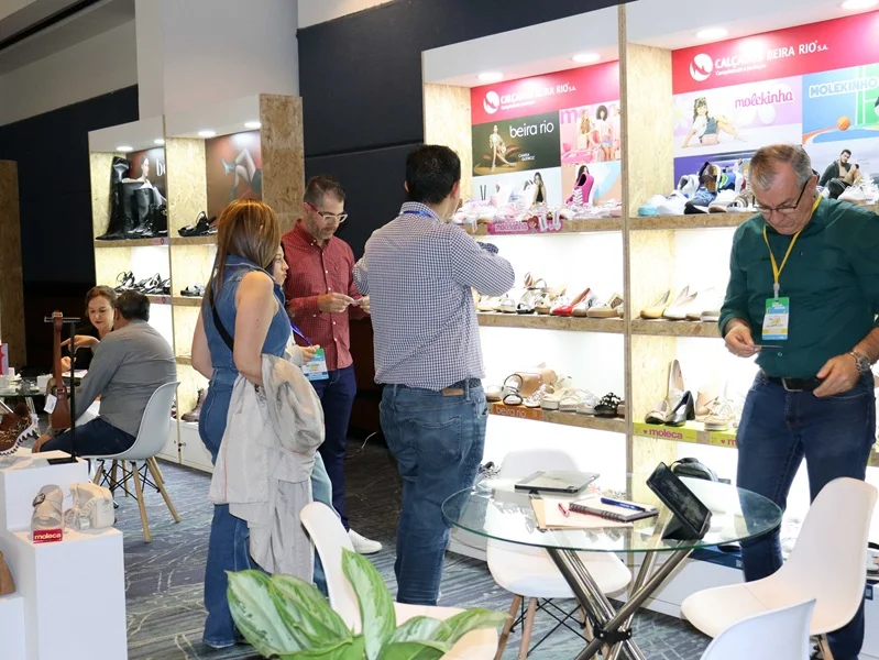 Brasil Lidera Exportaciones de Calzado.