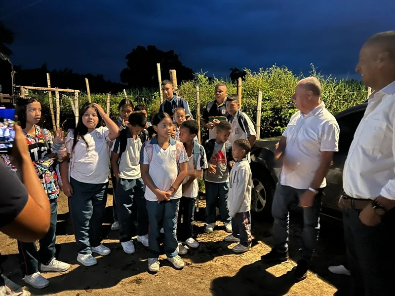 Transporte Escolar Vuelve a Palmira.