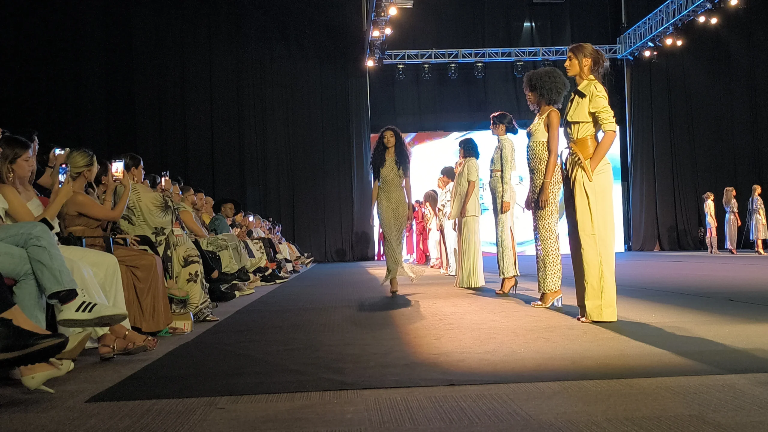 Moda Subterránea Revoluciona a Cali en Distrito Moda.