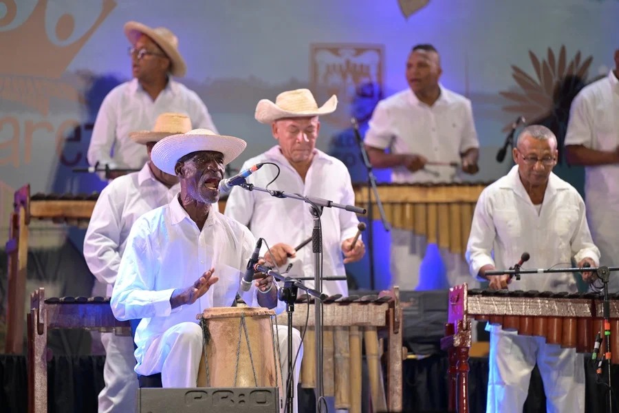 Petronio Álvarez se Enciende en Cali.