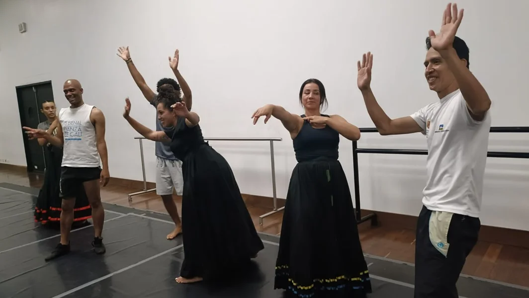 Danza Une Litorales Colombianos.