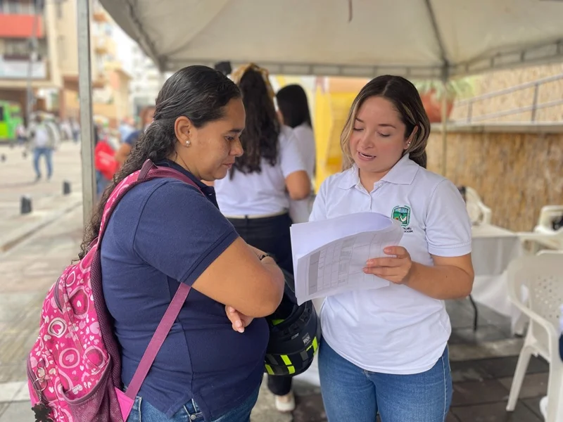 Matrícula Impulsa el Futuro Educativo en Palmira con una Jornada Masiva y Vibrante.