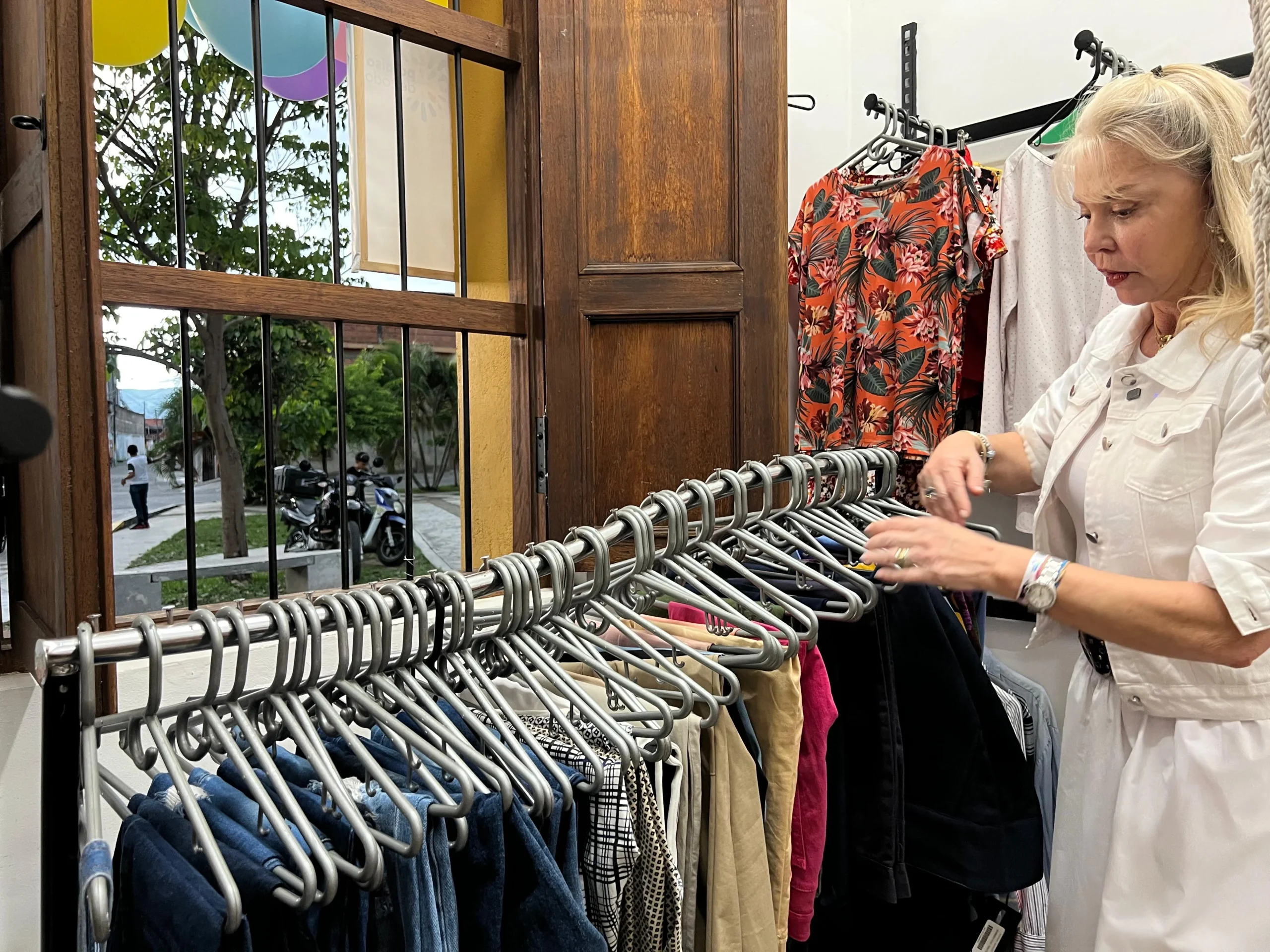 Moda Solidaria que Inspira en Guacarí Impulsa Oportunidades para Todos. Moda Solidaria que Inspira en Guacarí Impulsa Oportunidades para Todos.